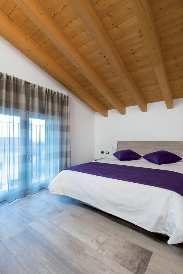 Agriturismo Camisi Qh Cambiago Luaran gambar